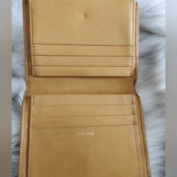 Celine vintage kisslock compact wallet EUC - Picture 6 of 10